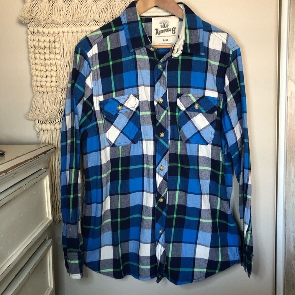 Roebuck & Co Blue Plaid Button Down Large